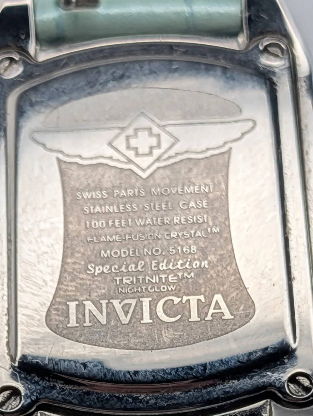 Invicta Watch Special Edition Gift Set Tritnite Night Glow Interchangeable Bands